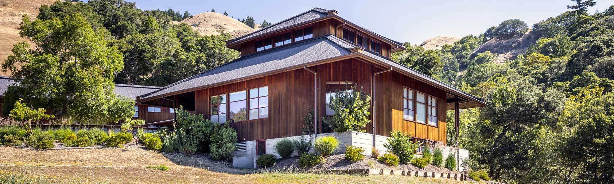 Spirit Rock Meditation Center - Silent retreat in the upper hall during summer